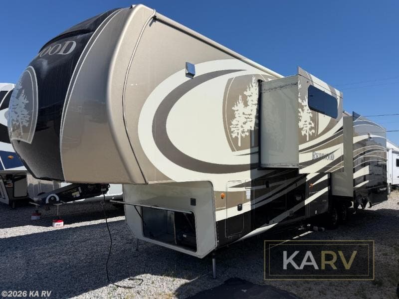 2015 Redwood 39MB by Redwood RV from KA RV in Desert Hot Springs, California
