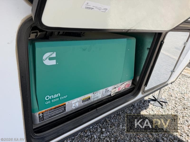 Used 2022 Keystone Fuzion 419 available in Desert Hot Springs, California