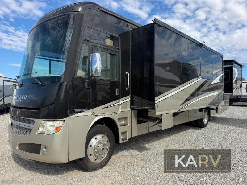 2015 Adventurer 38Q by Winnebago from KA RV in Desert Hot Springs, California