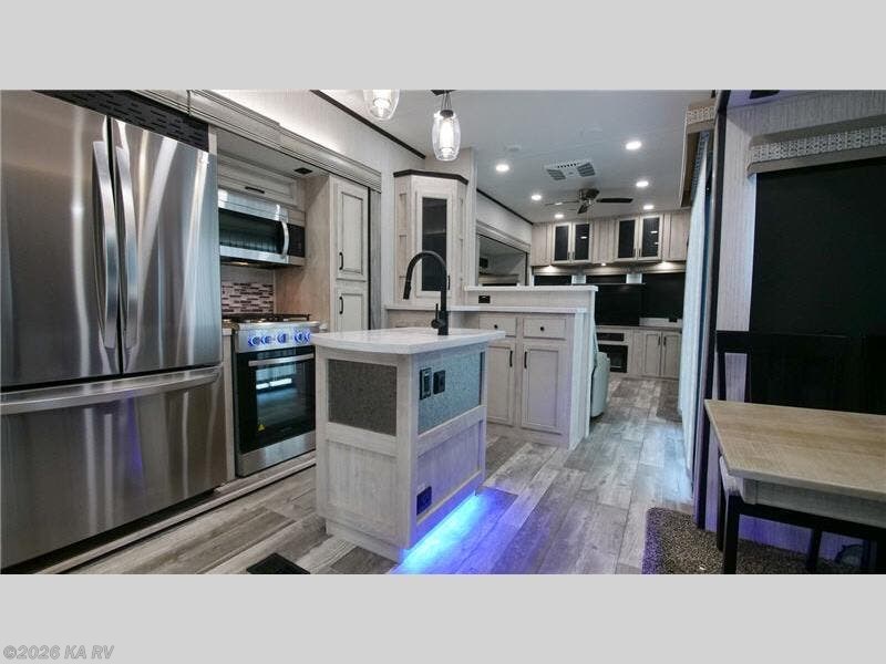 2022 Sierra Destination Trailers 420FL by Forest River from KA RV in Desert Hot Springs, California