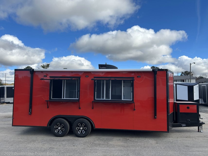 New 2025 Maximum available in Pacific Junction, Iowa