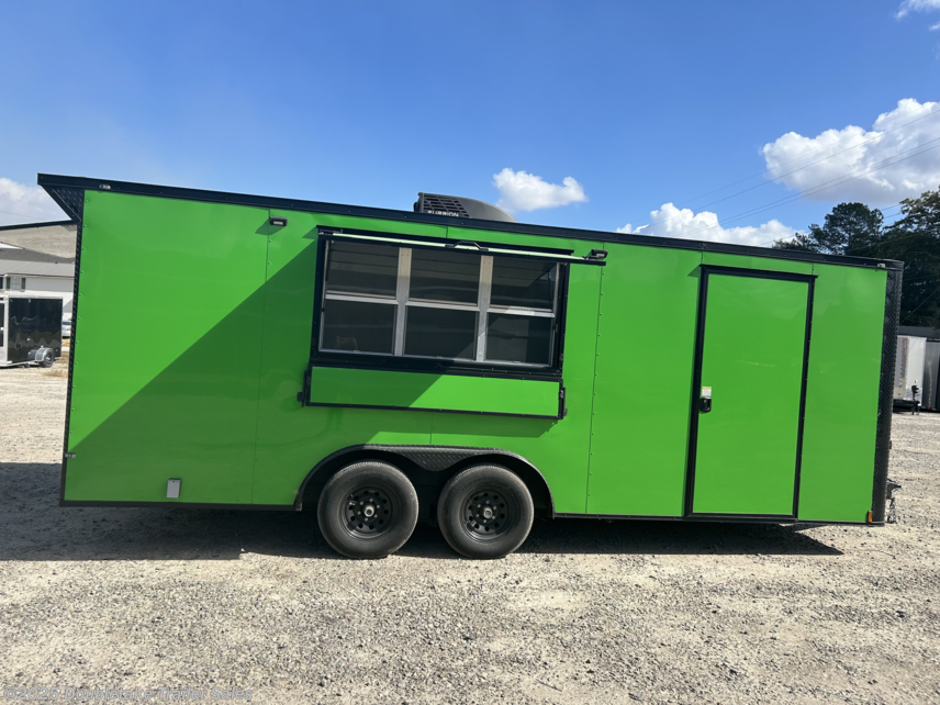 New 2025 Maximum available in Pacific Junction, Iowa