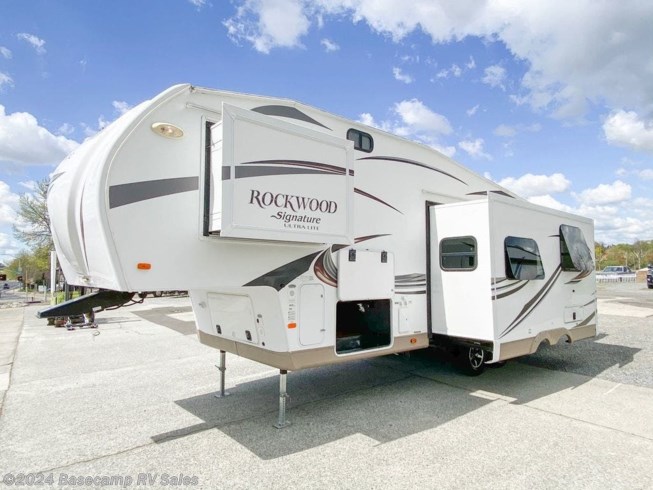 2016 Forest River Rockwood Signature Ultra Lite 8281WS RV for Sale in 2016 Forest River Rockwood Signature Ultra Lite 8281ws
