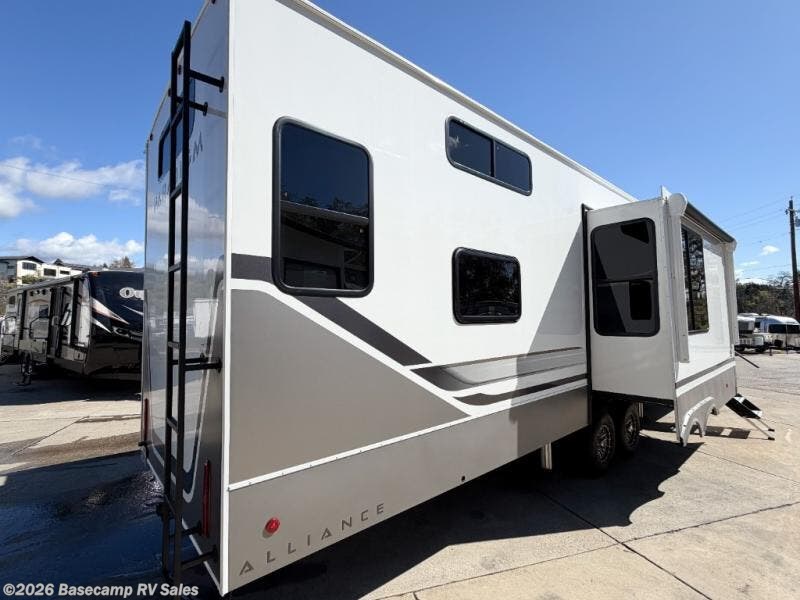 Used 2025 Alliance RV Paradigm 395DS available in Rocklin, California
