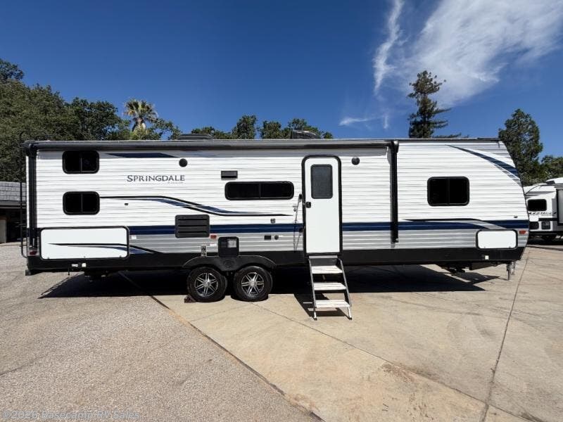 2021 Keystone Springdale 295BH - Used Travel Trailer For Sale by Basecamp RV Sales in Rocklin, California