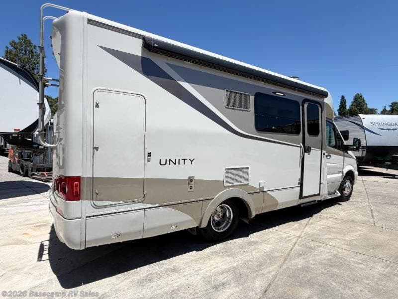 Used 2017 Leisure Travel Unity U24MB available in Rocklin, California