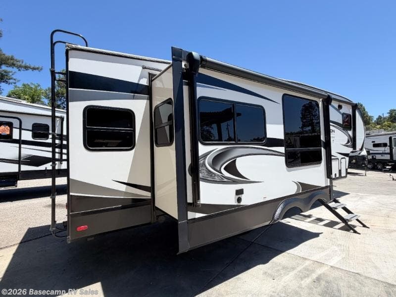 Used 2022 Grand Design Reflection 303RLS available in Rocklin, California