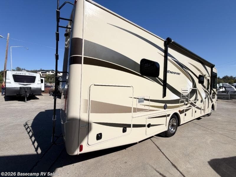 Used 2015 Thor Motor Coach Windsport 31S available in Rocklin, California