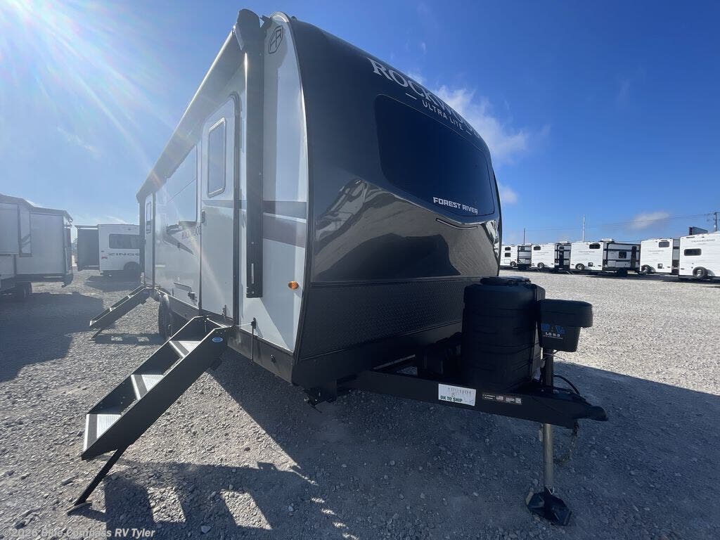 2026 Rockwood Ultra Lite 2619FK by Forest River from Blue Compass RV Tyler in Tyler, Texas