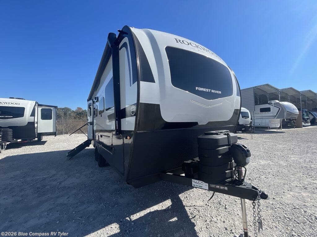 2026 Rockwood Mini Lite 2205S by Forest River from Blue Compass RV Tyler in Tyler, Texas