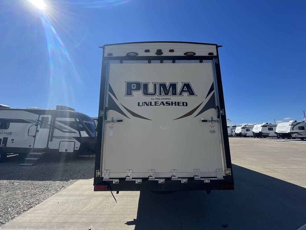 Used 2016 Palomino Puma Unleashed 27-SBU available in Tyler, Texas