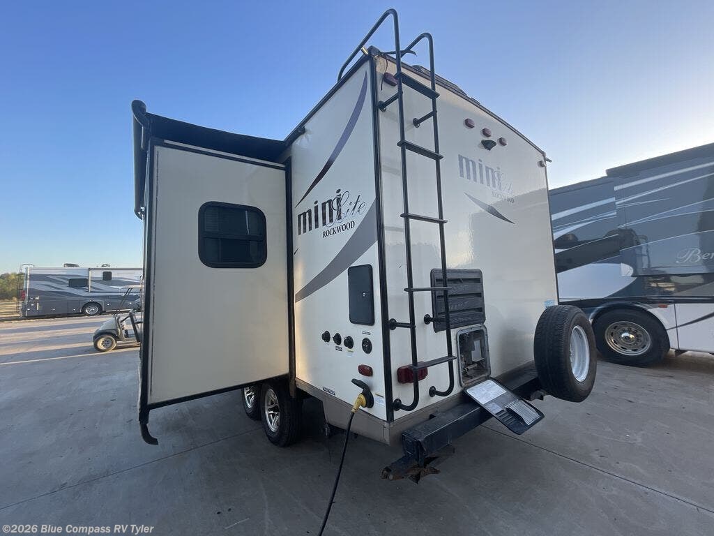 Used 2017 Forest River Rockwood Mini Lite 2104s available in Tyler, Texas
