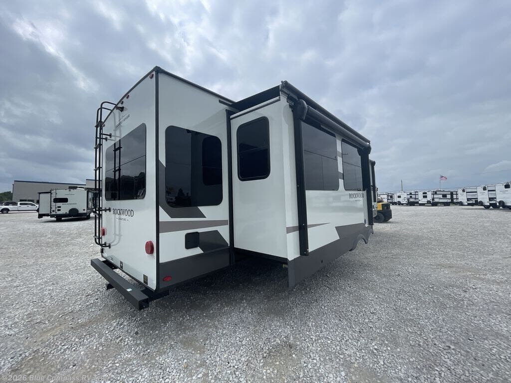 2026 Rockwood Signature 8337RL by Forest River from Blue Compass RV Tyler in Tyler, Texas