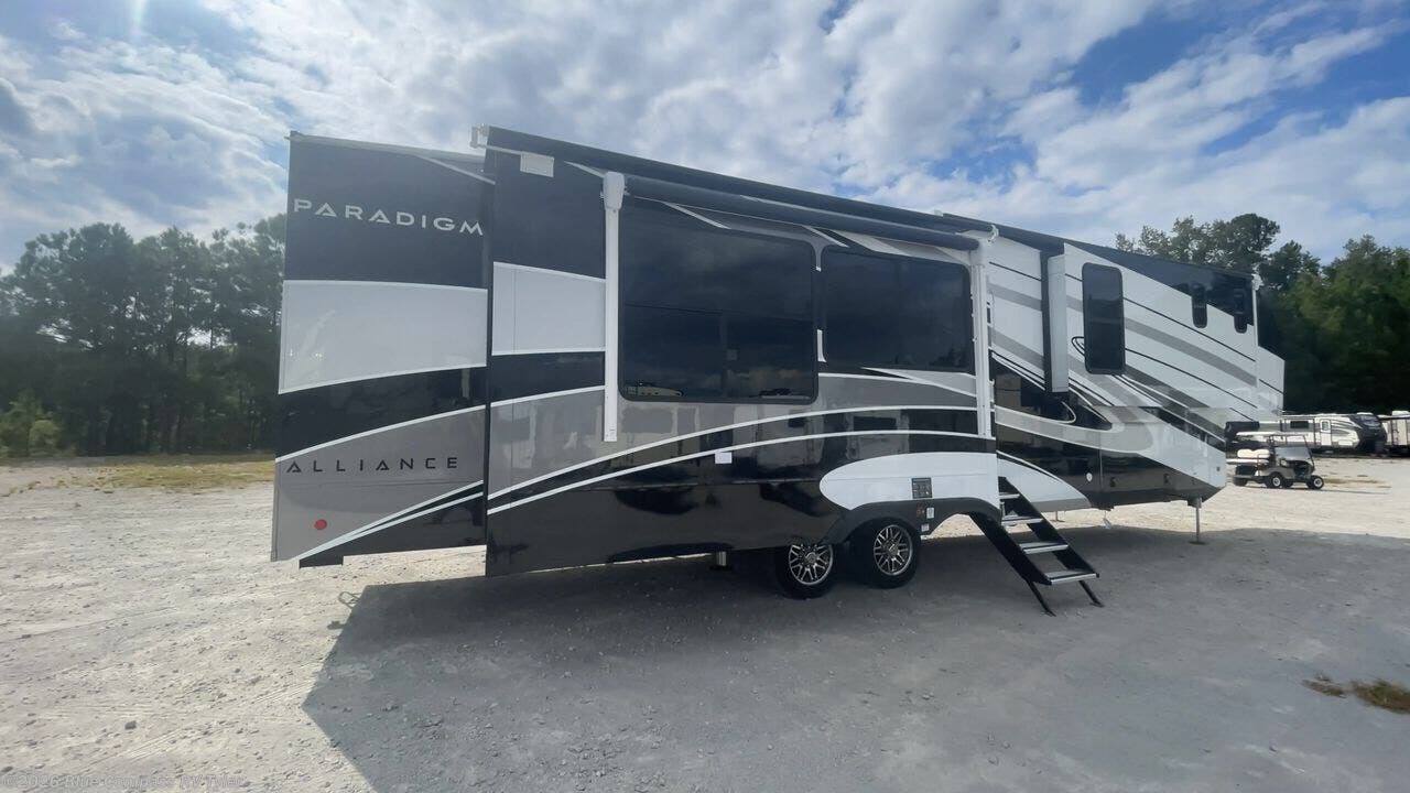 2026 Paradigm 382RK by Alliance RV from Blue Compass RV Tyler in Tyler, Texas