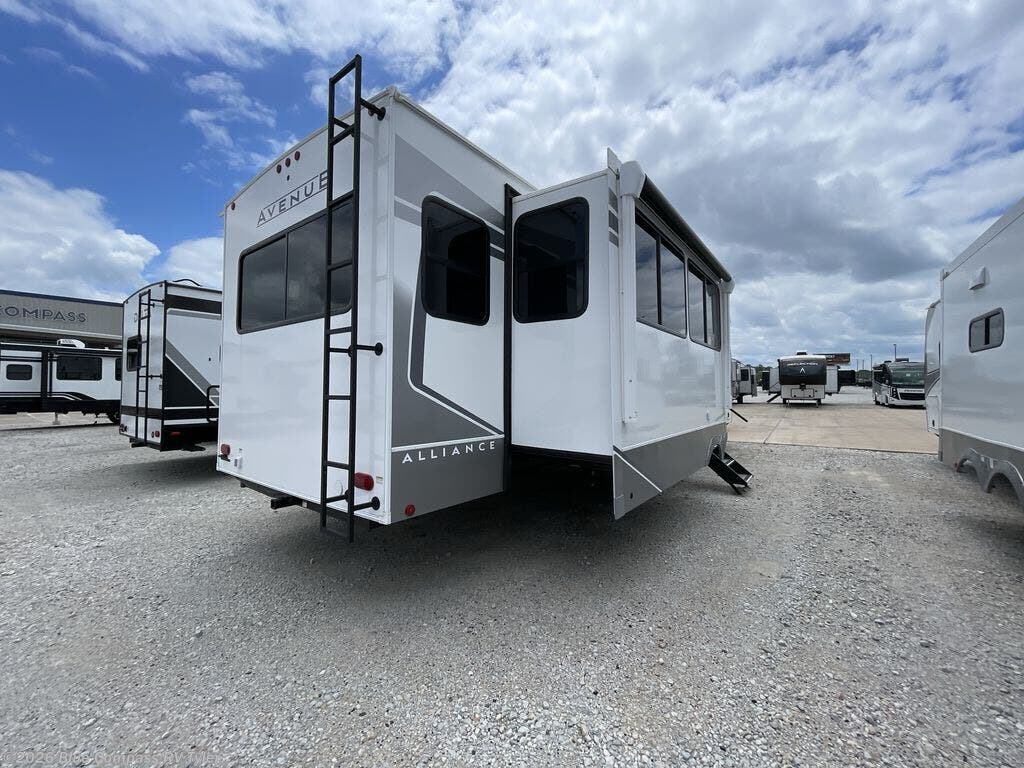 New 2026 Alliance RV Avenue 332RL available in Tyler, Texas