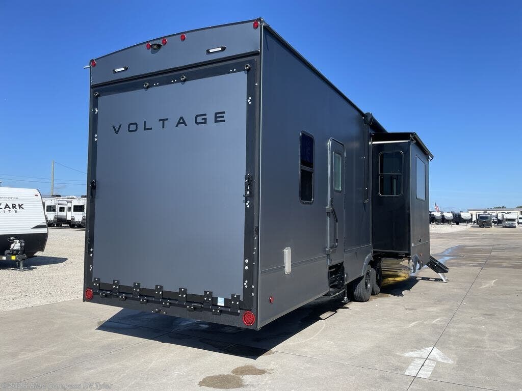 New 2026 Dutchmen Voltage V-Series 3850 available in Tyler, Texas