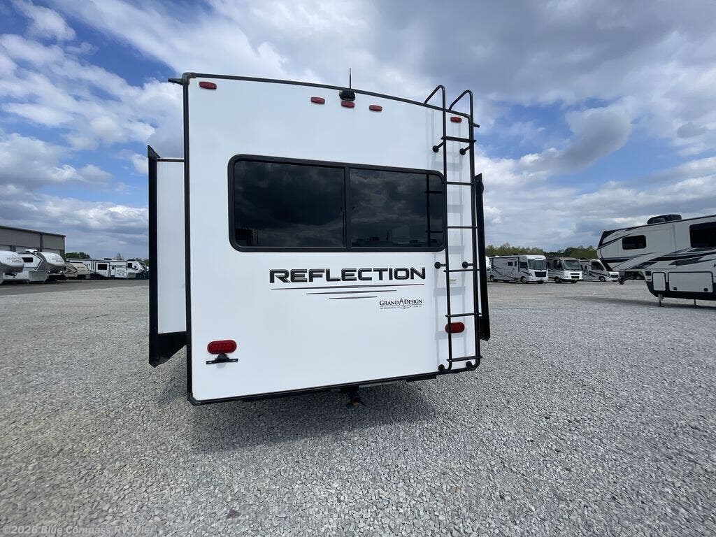 2023 Reflection 303RLS by Grand Design from Blue Compass RV Tyler in Tyler, Texas