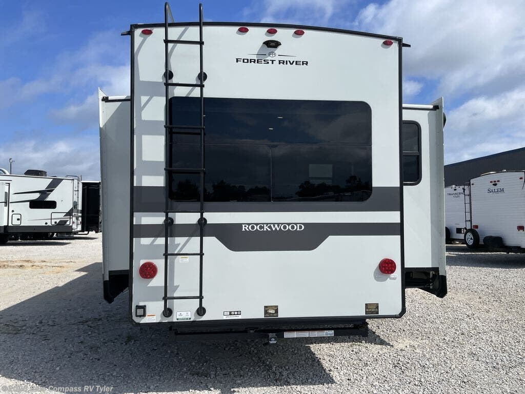 2026 Rockwood Signature 401SFB by Forest River from Blue Compass RV Tyler in Tyler, Texas