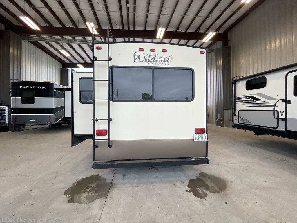 2018 Wildcat 29RLX by Forest River from Blue Compass RV Tyler in Tyler, Texas