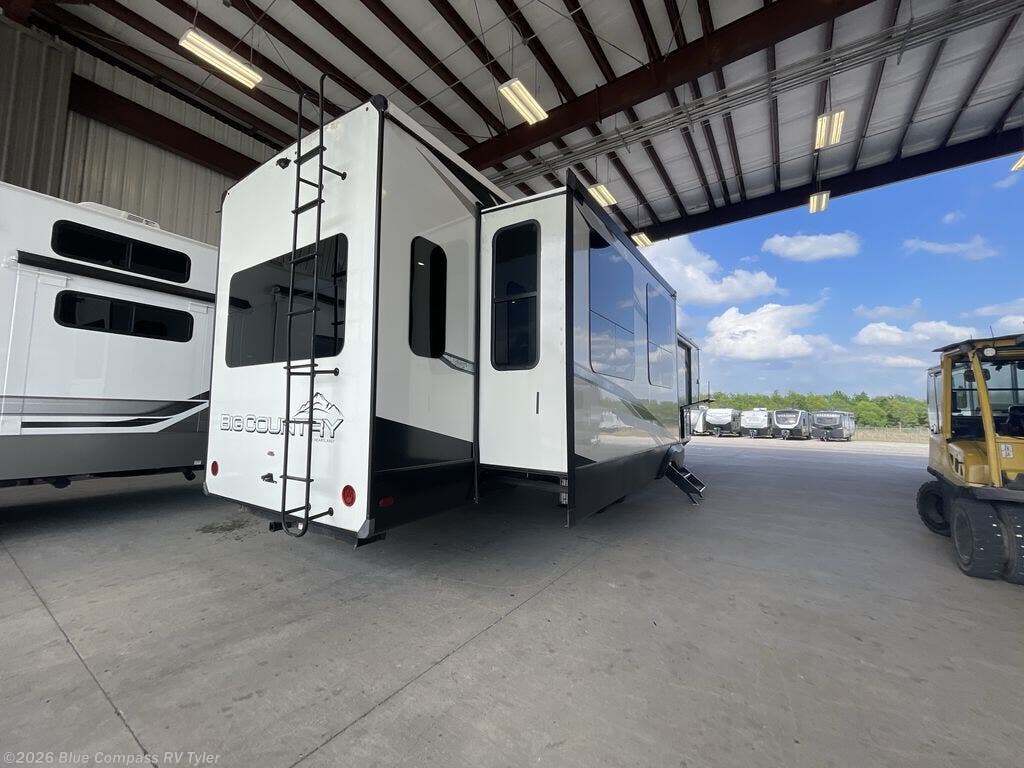 Used 2022 Heartland Big Country 3851MO available in Tyler, Texas