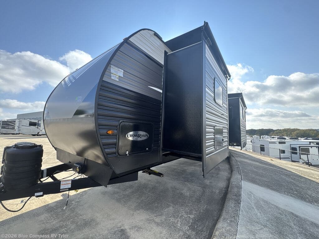 New 2026 CrossRoads Zinger 390DB available in Tyler, Texas