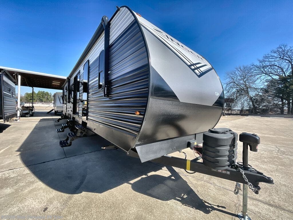 2026 Zinger 390DB by CrossRoads from Blue Compass RV Tyler in Tyler, Texas