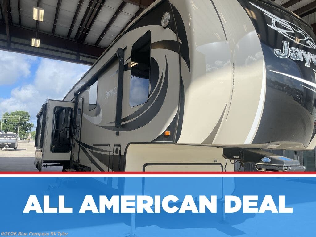 2016 Jayco Pinnacle 36RSQS - Used Fifth Wheel For Sale by Blue Compass RV Tyler in Tyler, Texas features Slideout
