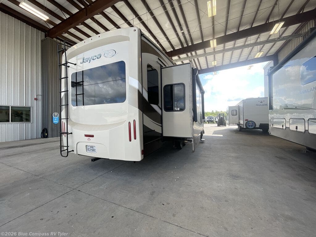 Used 2016 Jayco Pinnacle 36RSQS available in Tyler, Texas