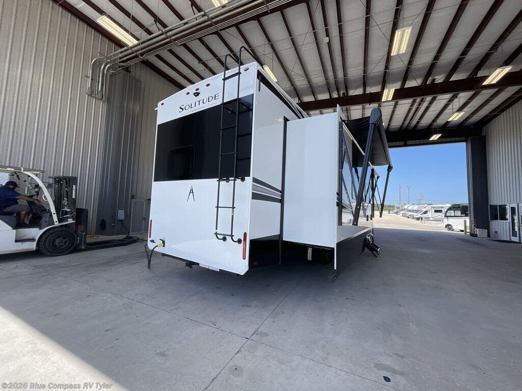 2027 Solitude 417KB by Grand Design from Blue Compass RV Tyler in Tyler, Texas