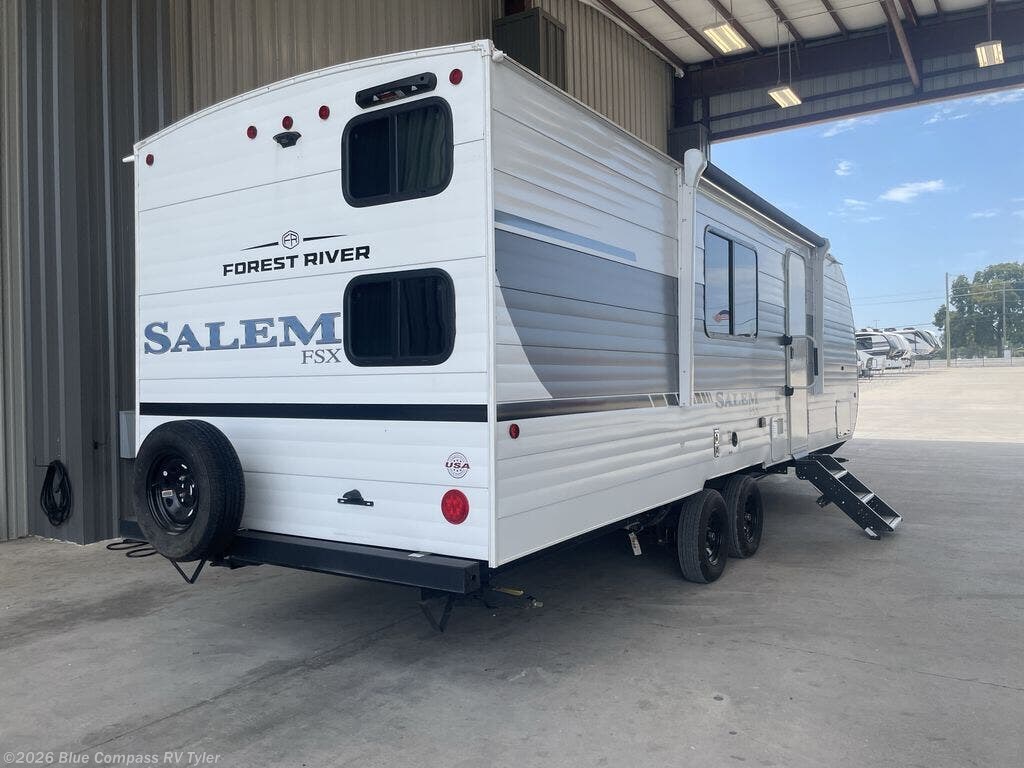 Used 2015 Holiday Rambler Vacationer 36SBT available in Tyler, Texas