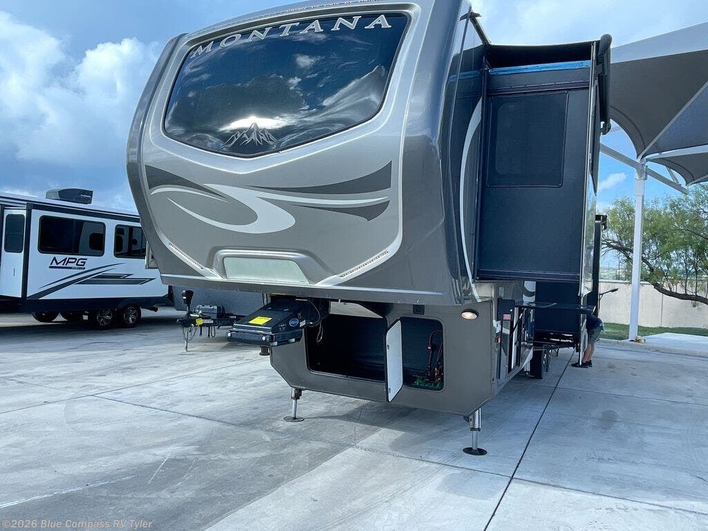 Used 2017 Keystone Montana 3731 FL available in Tyler, Texas