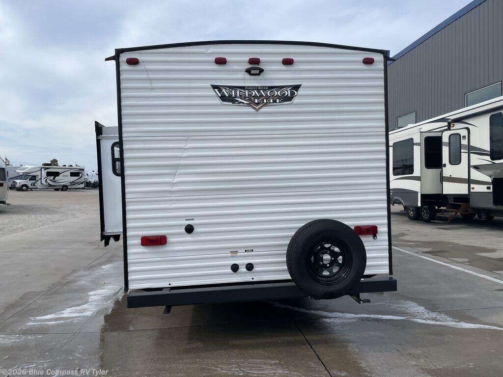 2021 Wildwood X-Lite 273QBXL by Forest River from Blue Compass RV Tyler in Tyler, Texas