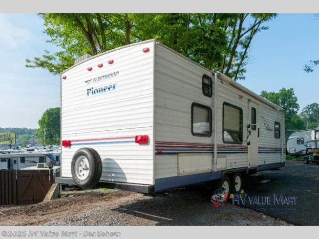 2005 Miscellaneous Fleetwood Enterprises, INC. Pioneer 27TB8 RV for ...