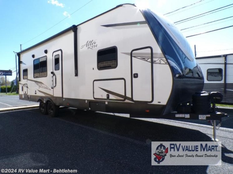 New 2024 East to West Alta 2870KTH available in Bath, Pennsylvania