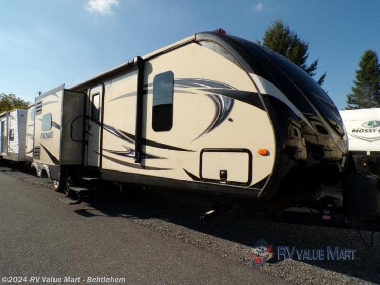 Used 2017 Keystone Premier Ultra Lite 34BHPR available in Bath, Pennsylvania