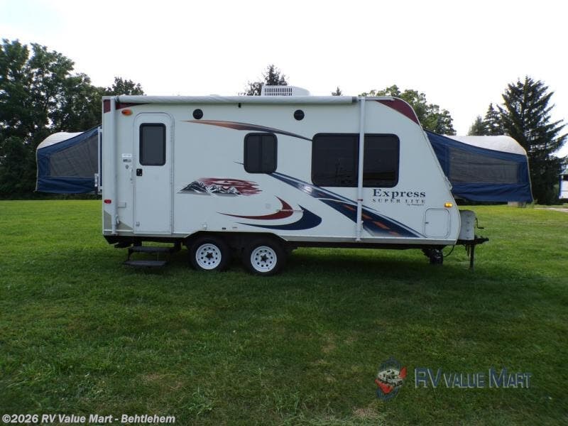 Used 2011 Keystone Passport Express SL 190EXP available in Bath, Pennsylvania