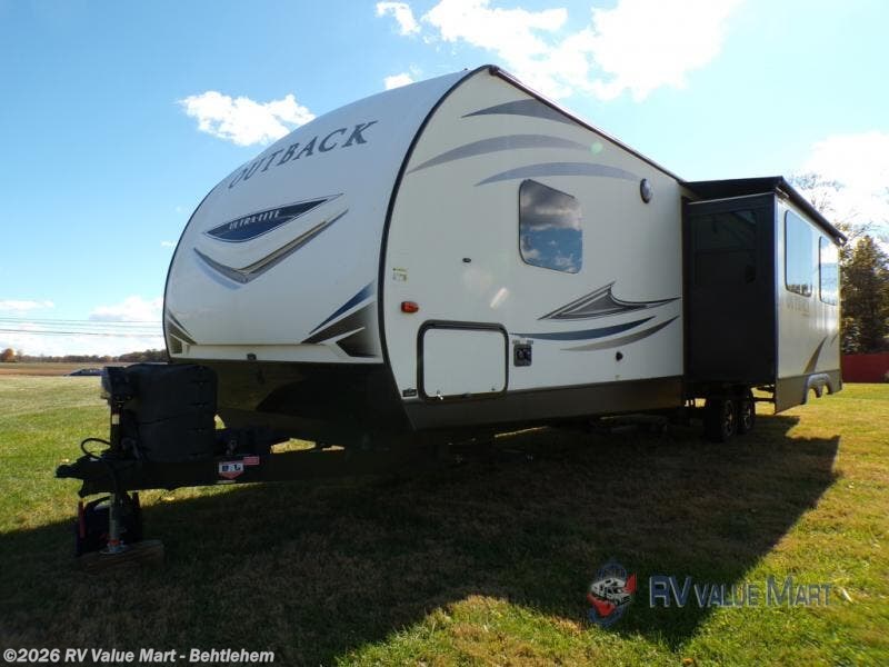 2018 Outback Ultra Lite 320UBH by Keystone from RV Value Mart - Behtlehem in Bath, Pennsylvania