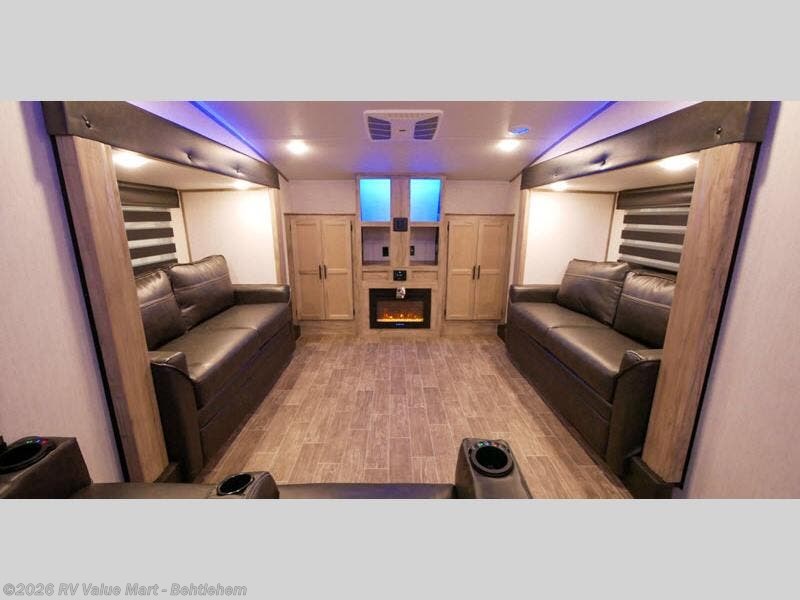 Used 2022 Forest River Cherokee Arctic Wolf Suite 3990 available in Bath, Pennsylvania