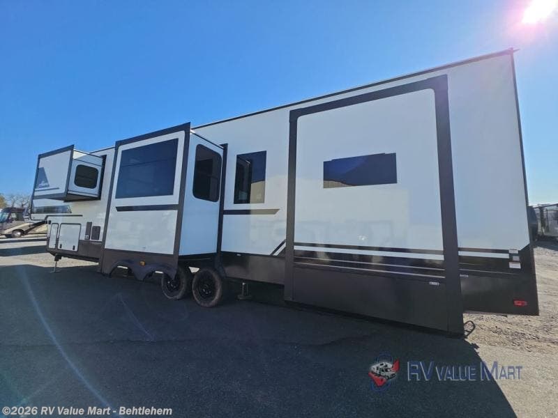 New 2026 East to West Ahara 395FB available in Bath, Pennsylvania