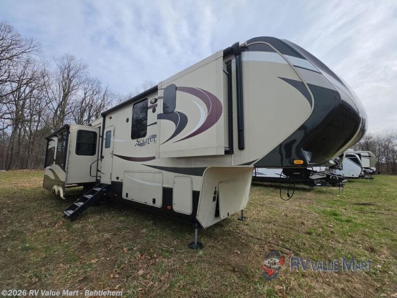 2016 Grand Design Solitude 384GK - Used Fifth Wheel For Sale by RV Value Mart - Behtlehem in Bath, Pennsylvania features Slideout