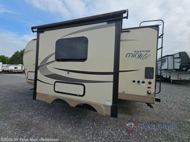 Used 2019 Forest River Rockwood Mini Lite 2104S available in Bath, Pennsylvania