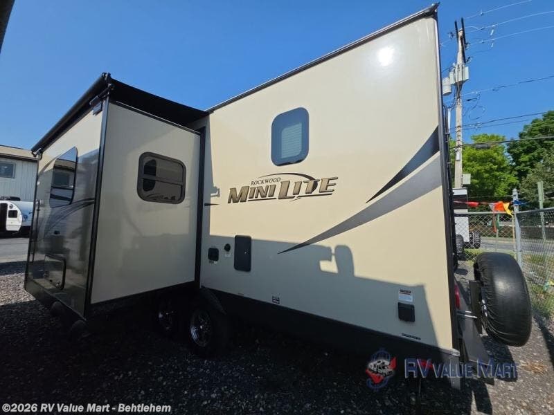 Used 2020 Forest River Rockwood Mini Lite 2509S available in Bath, Pennsylvania