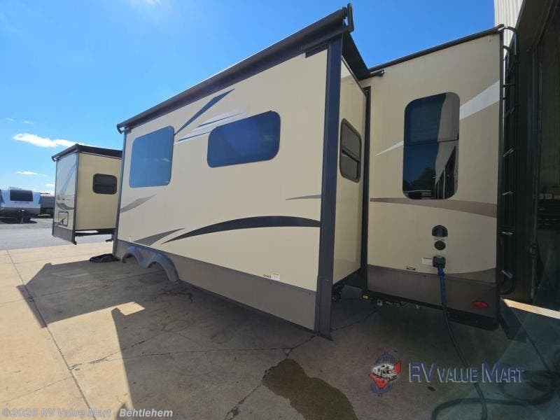 Used 2019 Forest River Flagstaff Classic Super Lite 832OKBS available in Bath, Pennsylvania