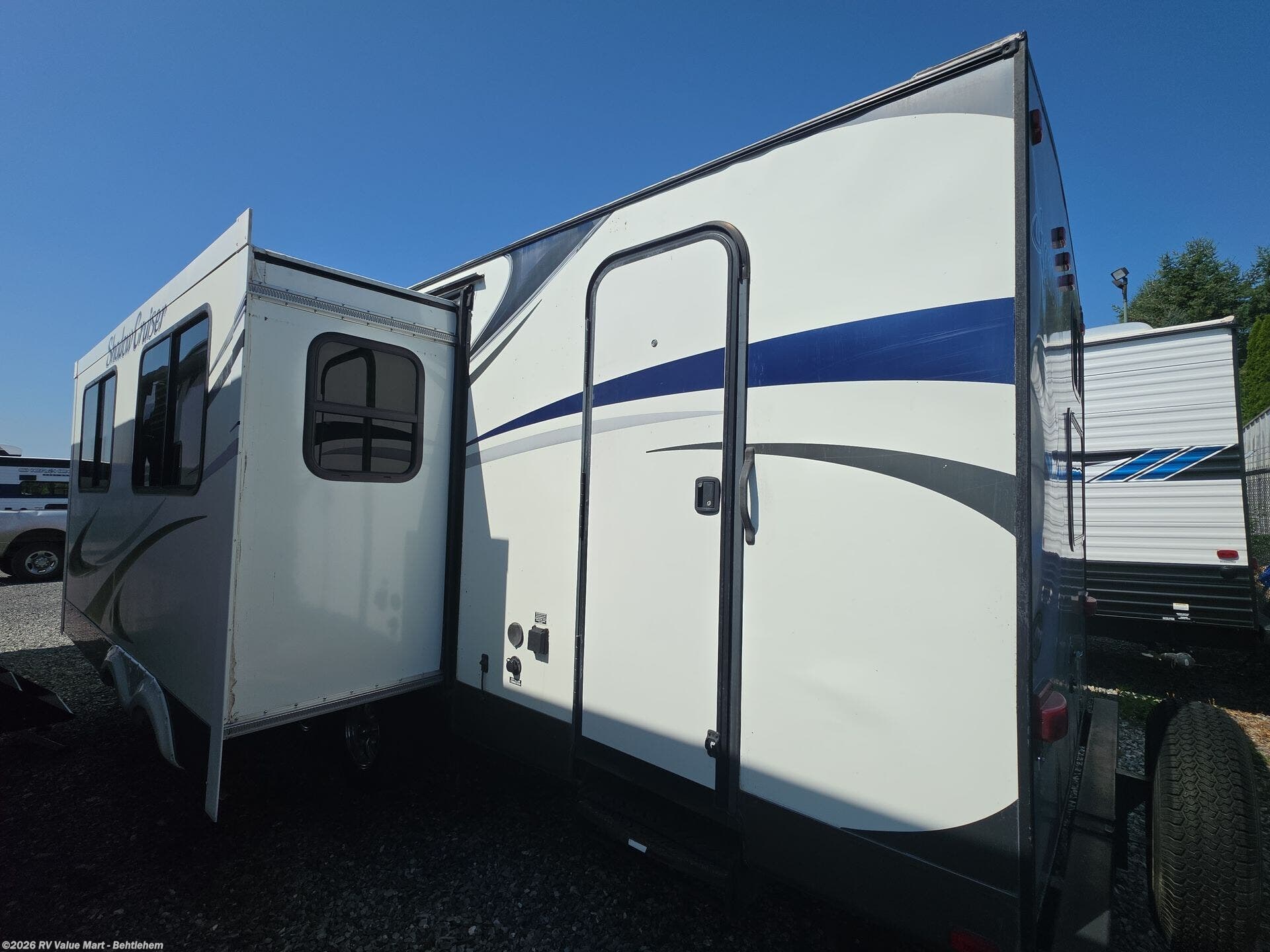 2015 Shadow Cruiser 282BHS by Cruiser RV from RV Value Mart - Behtlehem in Bath, Pennsylvania