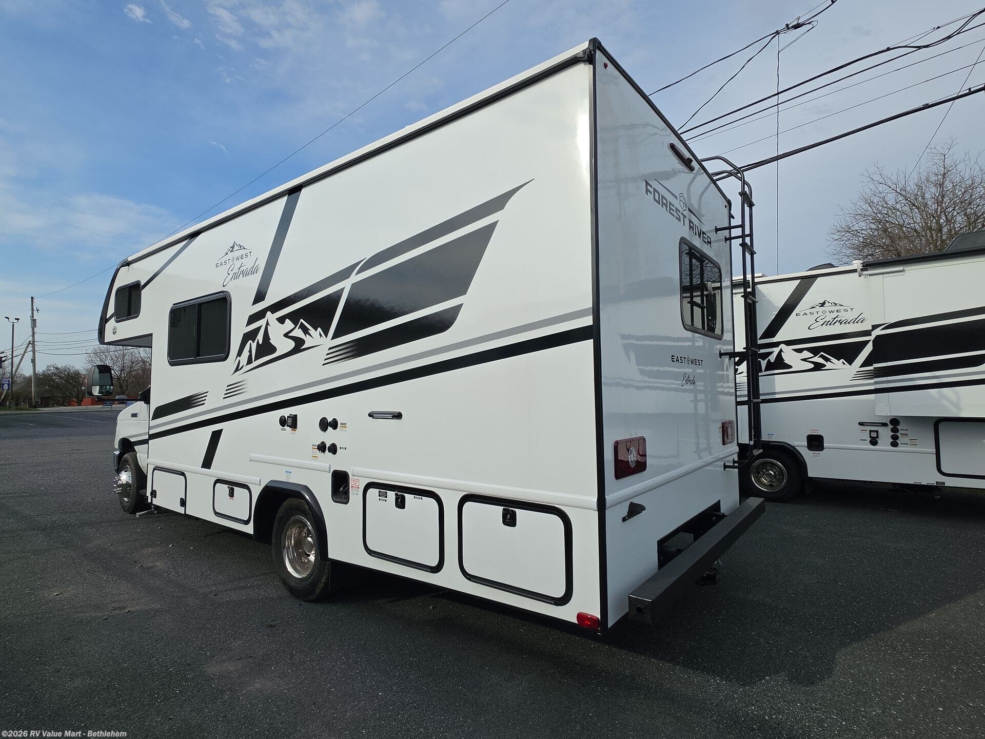 2026 Entrada 2000NS by East to West from RV Value Mart - Bethlehem in Bath, Pennsylvania