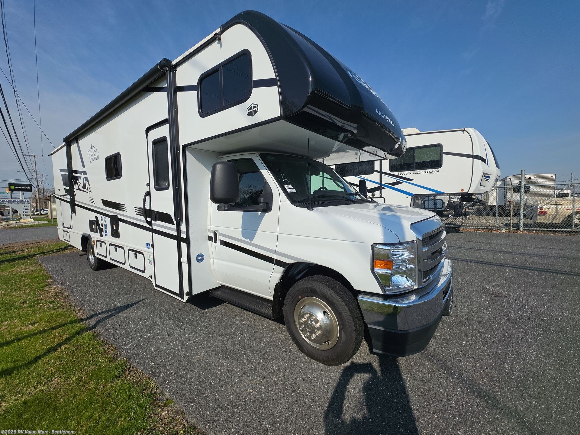 2026 East to West Entrada 2950OKF - New Class C For Sale by RV Value Mart - Behtlehem in Bath, Pennsylvania
