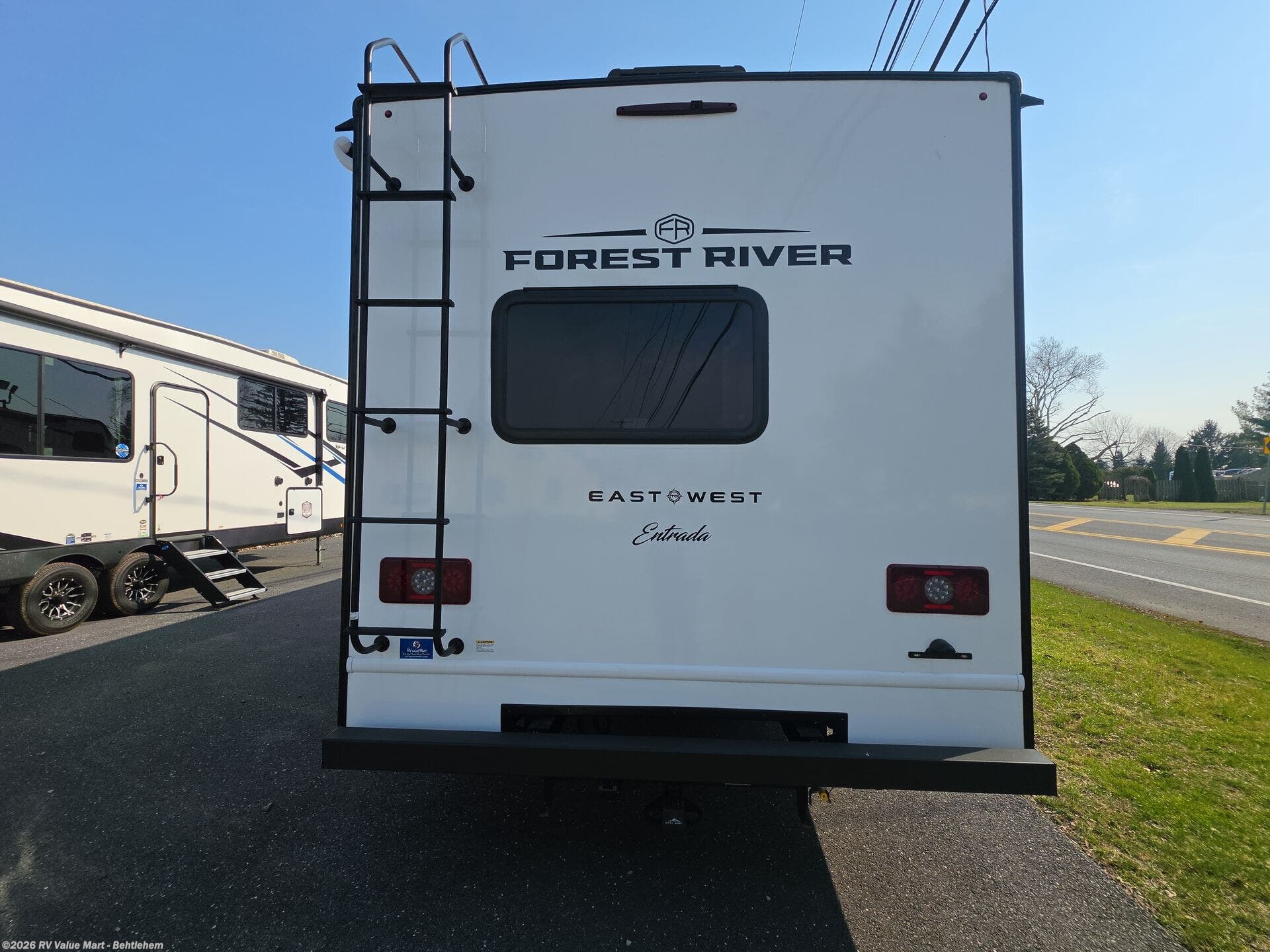 New 2026 East to West Entrada 2950OKF available in Bath, Pennsylvania