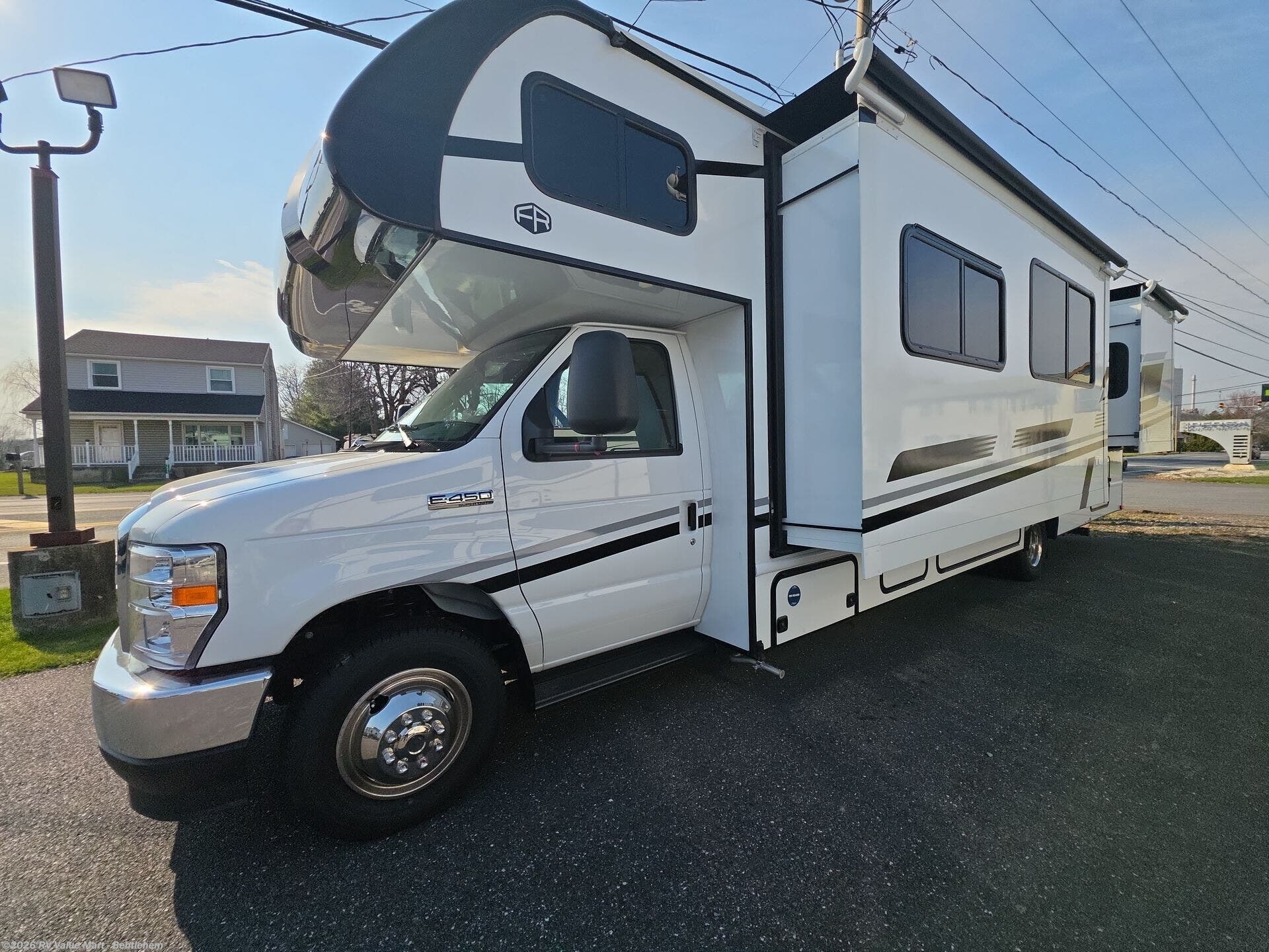 2026 Entrada 2950OKF by East to West from RV Value Mart - Behtlehem in Bath, Pennsylvania