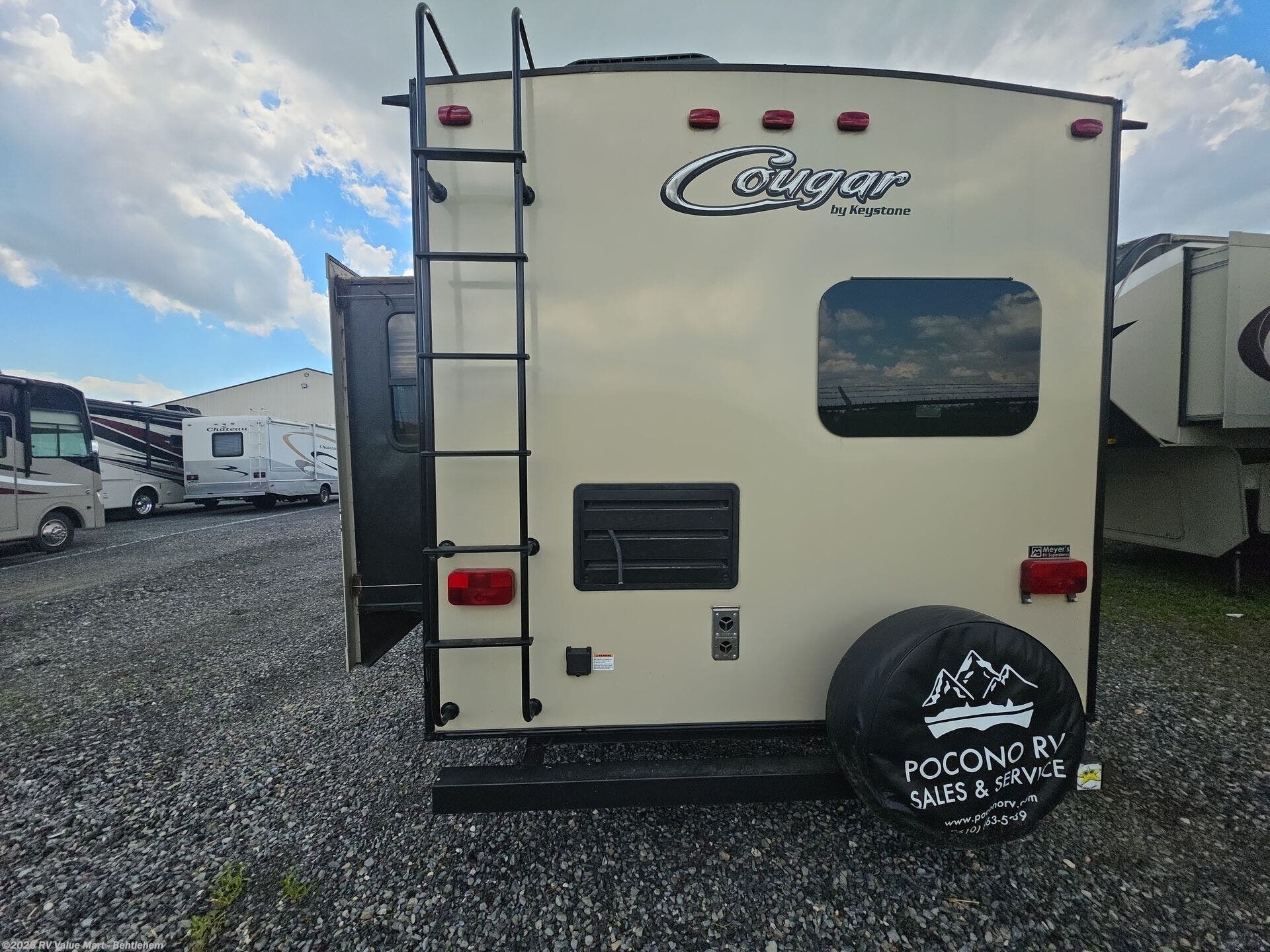 Used 2017 Keystone Cougar X-Lite 28RKS available in Bath, Pennsylvania