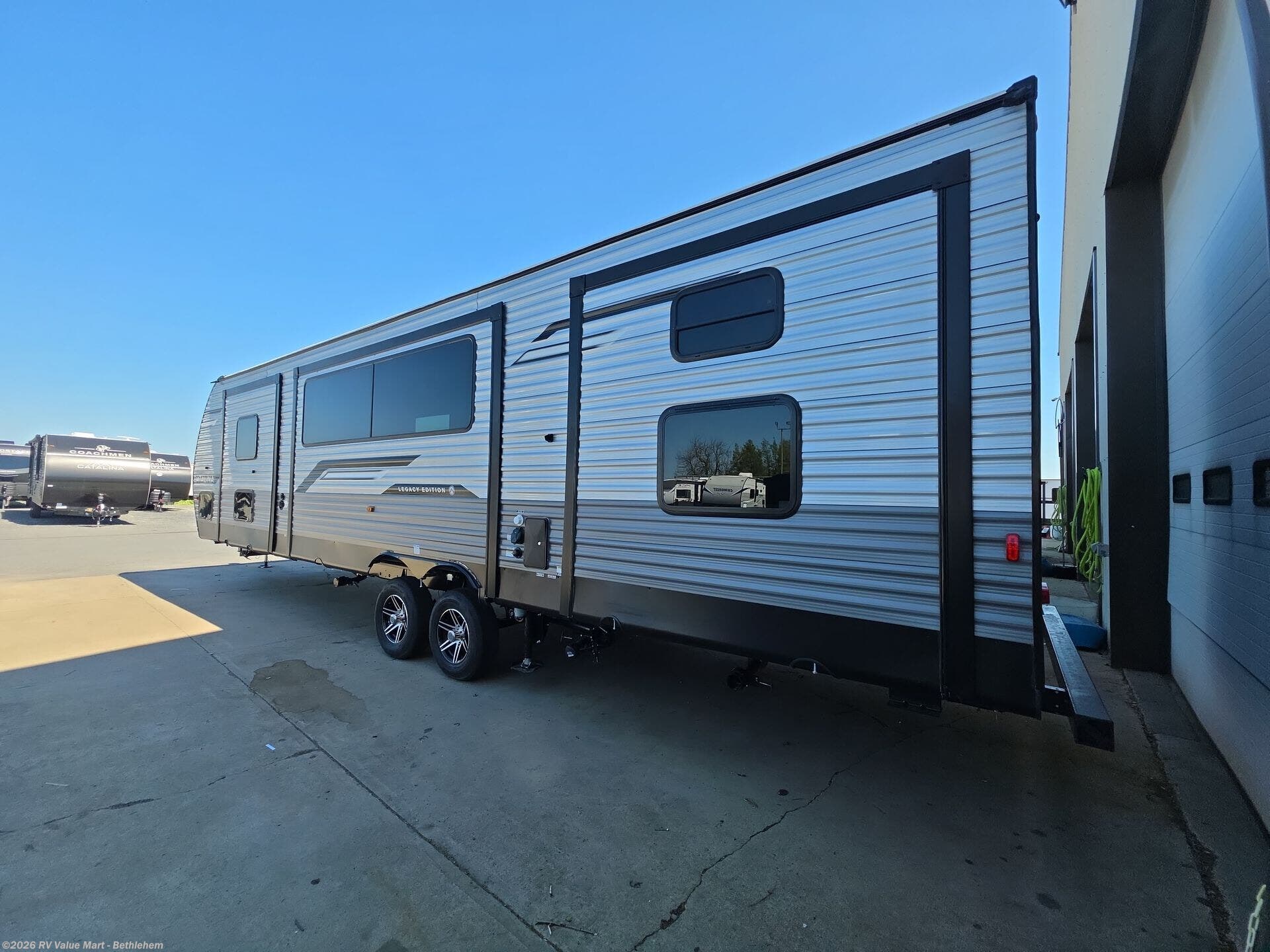 2026 Catalina Legacy Edition 343BHTS by Coachmen from RV Value Mart - Bethlehem in Bath, Pennsylvania